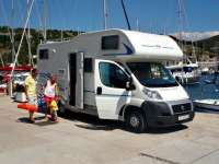 Unterkunft in Camper Kroatien Yacht Club